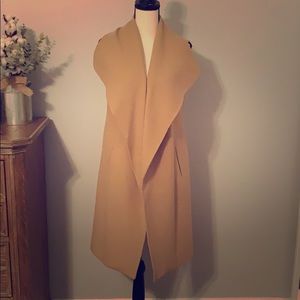 Trench coat Vest